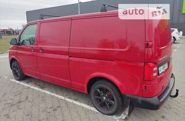 Грузовой фургон Volkswagen Transporter 2015 в 