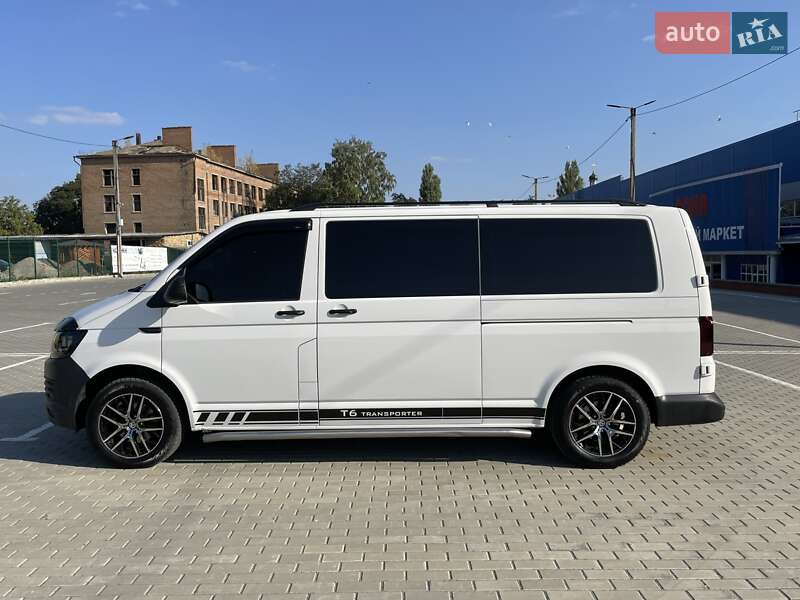 Минивэн Volkswagen Transporter 2016 в Ромнах
