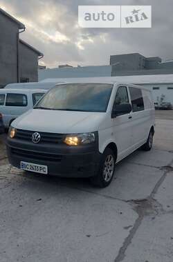 Минивэн Volkswagen Transporter 2015 в Львове