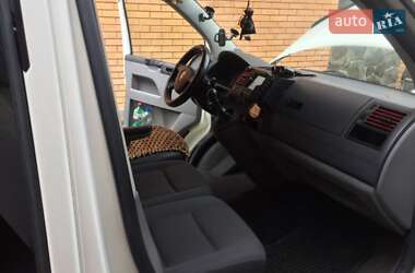 Минивэн Volkswagen Transporter 2009 в 