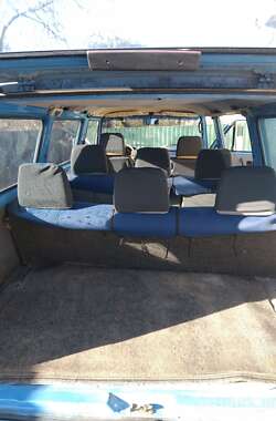 Минивэн Volkswagen Transporter 1988 в 