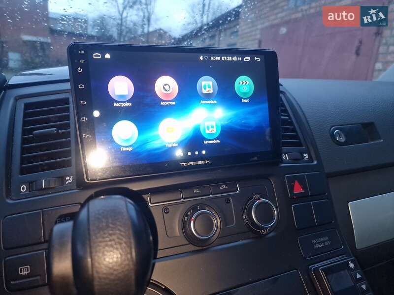 Грузопассажирский фургон Volkswagen Transporter 2011 в Бердичеве