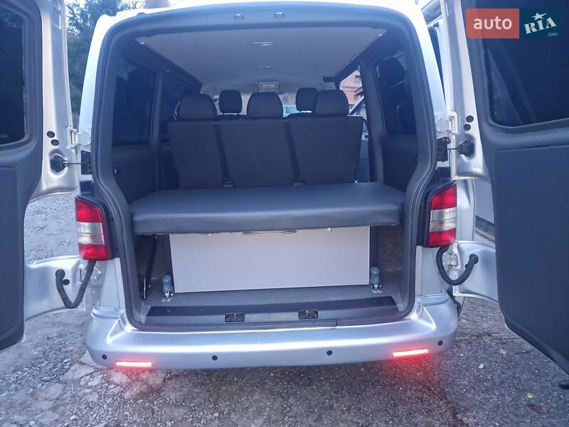 Грузопассажирский фургон Volkswagen Transporter 2011 в Бердичеве