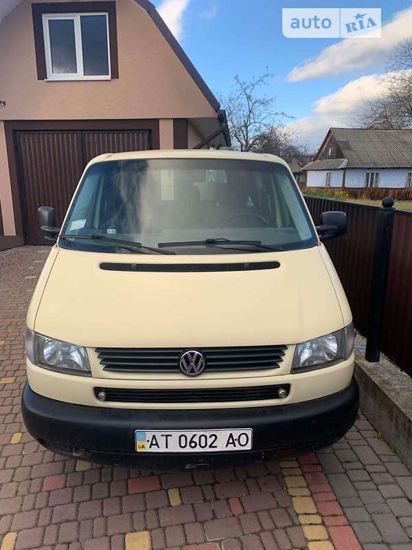 Минивэн Volkswagen Transporter 2001 в Коломые