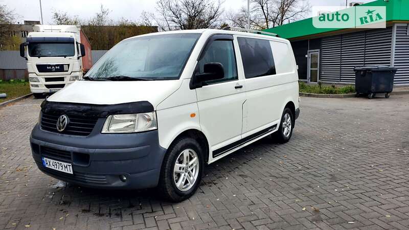 Минивэн Volkswagen Transporter 2006 в Днепре