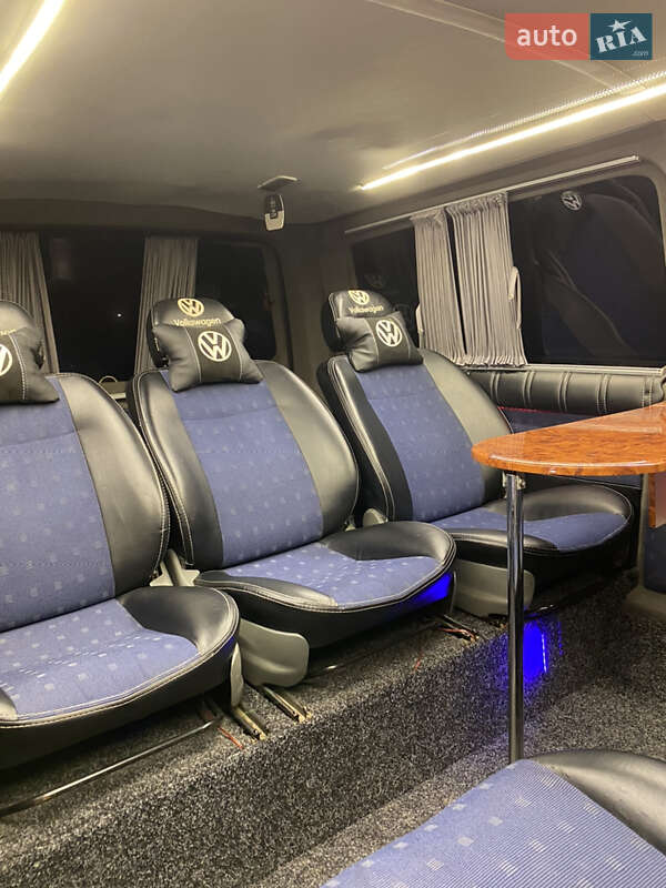 Минивэн Volkswagen Transporter 2006 в Днепре