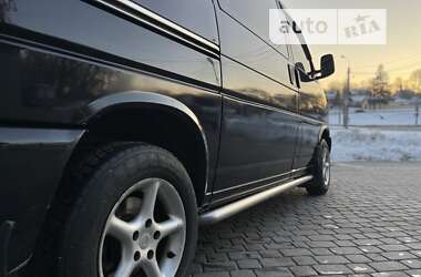 Минивэн Volkswagen Transporter 2000 в 