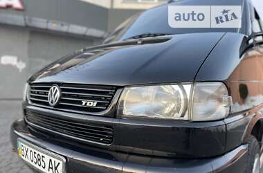 Минивэн Volkswagen Transporter 2000 в 