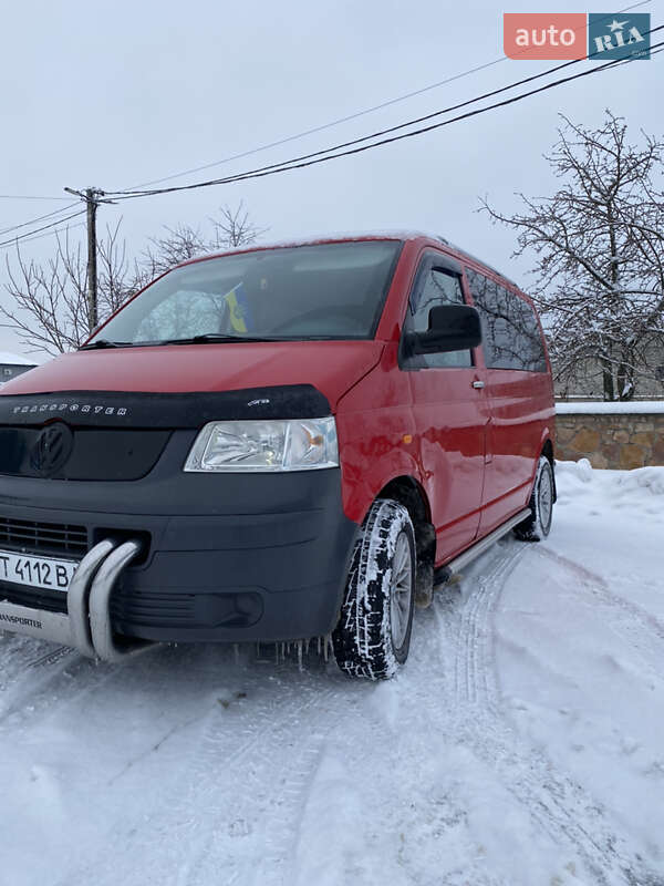 Мінівен Volkswagen Transporter 2006 в Березному
