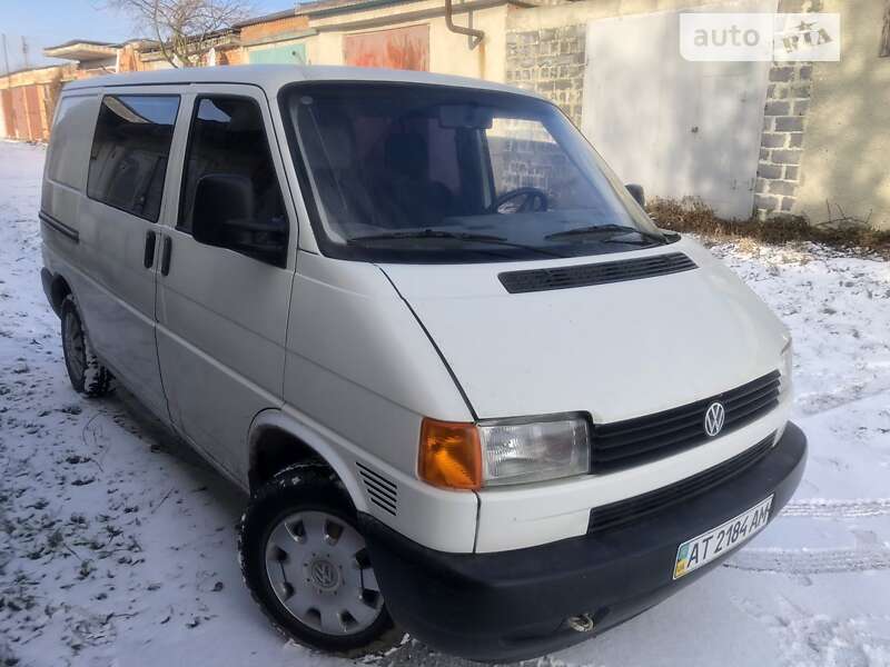 Грузовой фургон Volkswagen Transporter 1999 в Галиче