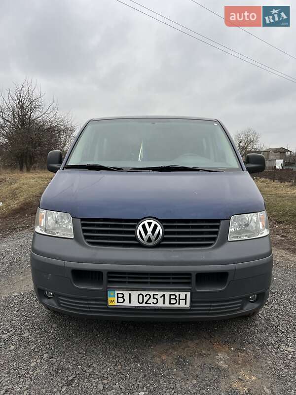 Минивэн Volkswagen Transporter 2006 в Великой Багачке