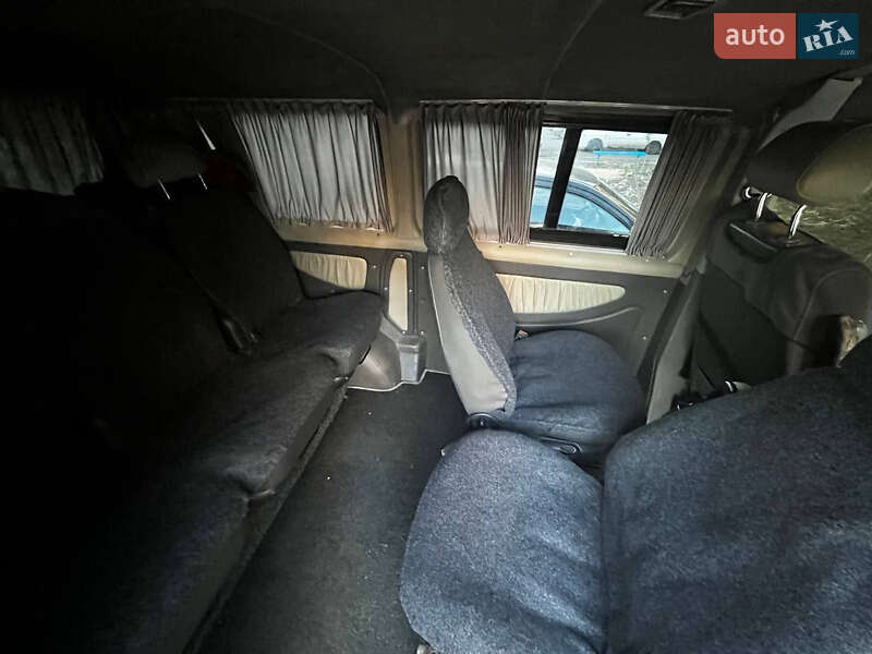 Минивэн Volkswagen Transporter 2005 в Киеве