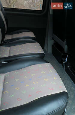 Минивэн Volkswagen Transporter 2009 в 
