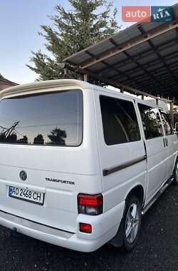 Минивэн Volkswagen Transporter 2000 в Ужгороде