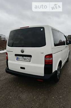 Минивэн Volkswagen Transporter 2008 в Чемеровцах