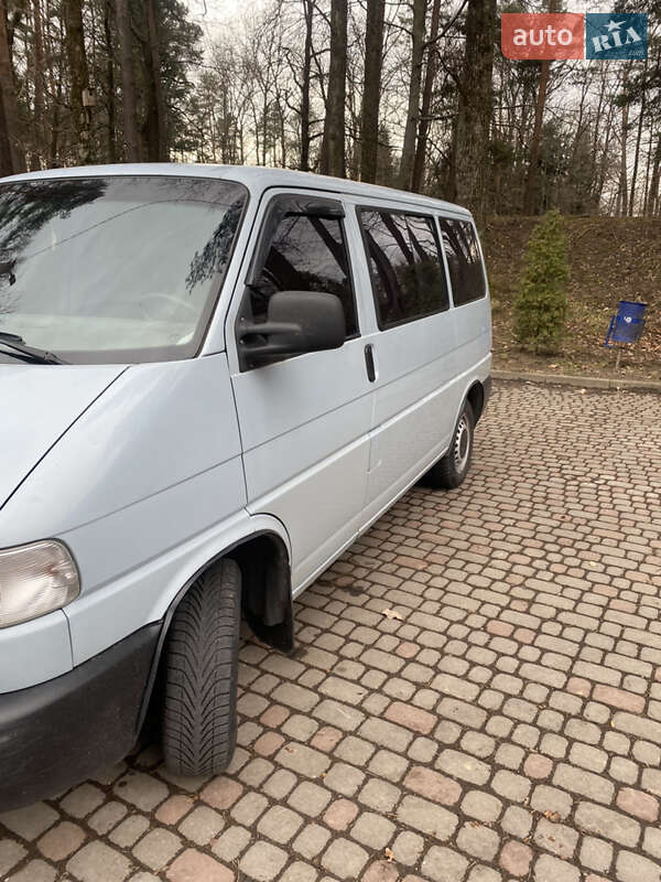 Минивэн Volkswagen Transporter 2003 в Дрогобыче