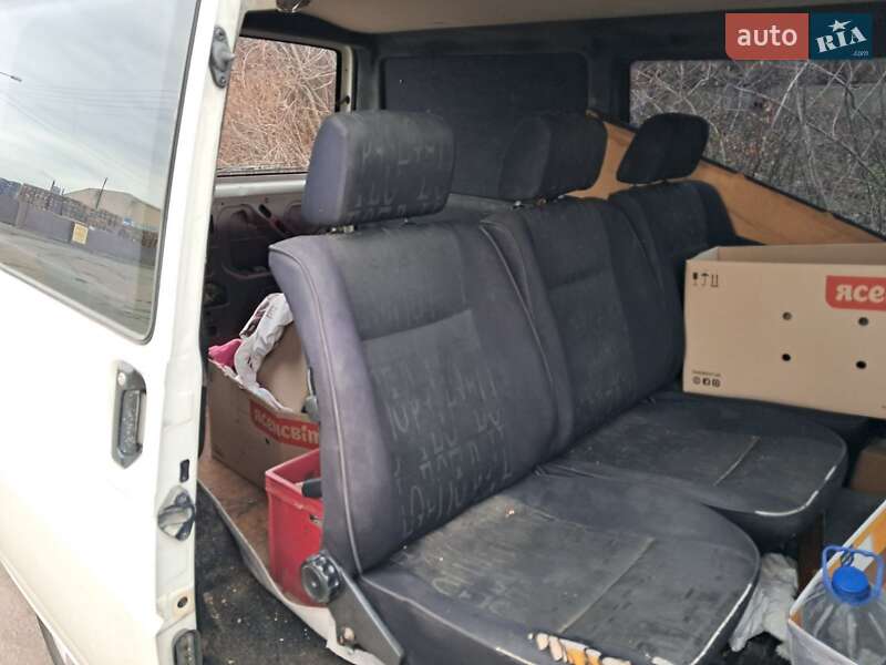Минивэн Volkswagen Transporter 2003 в Киеве