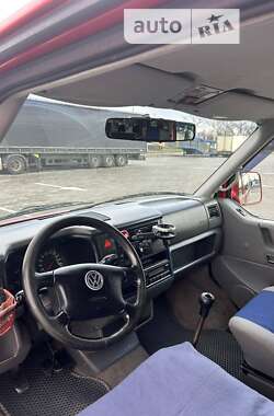 Минивэн Volkswagen Transporter 2000 в Стрые