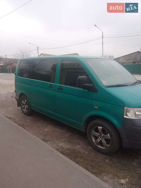 Минивэн Volkswagen Transporter 2004 в Вышгороде