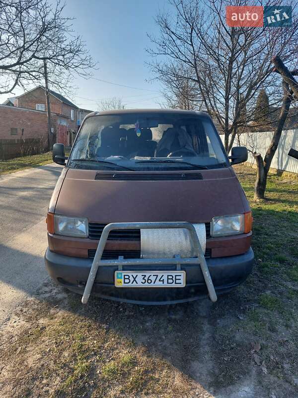 Минивэн Volkswagen Transporter 1999 в Хмельницком
