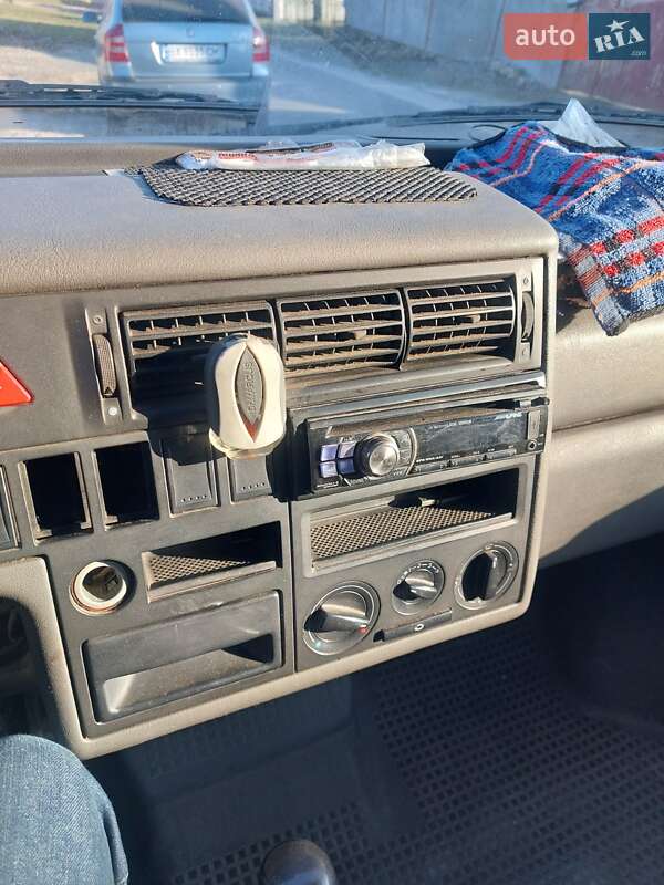 Минивэн Volkswagen Transporter 1999 в Хмельницком