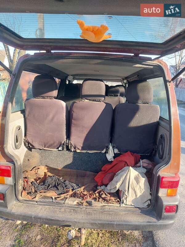 Минивэн Volkswagen Transporter 1999 в Хмельницком
