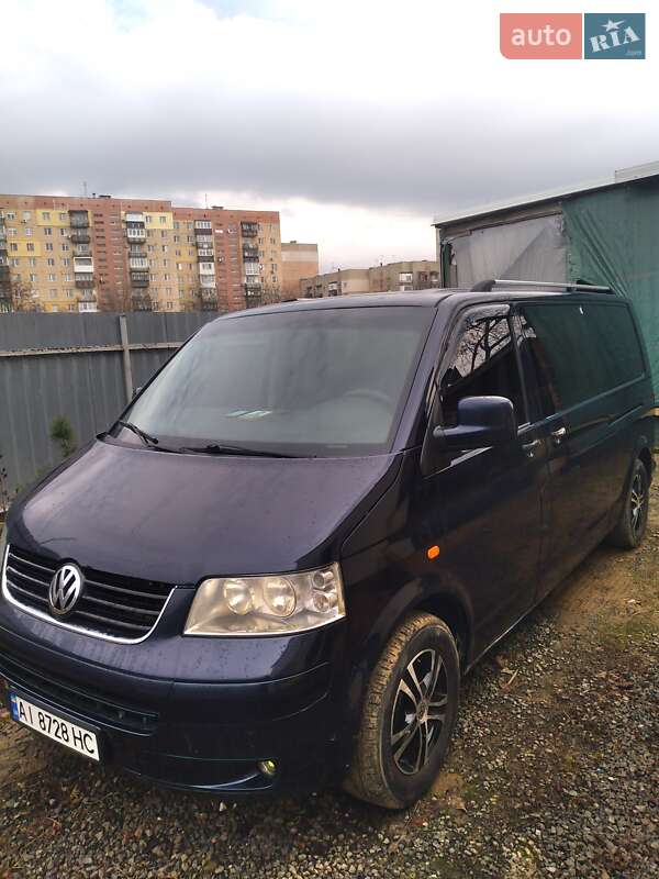 Минивэн Volkswagen Transporter 2007 в Ужгороде