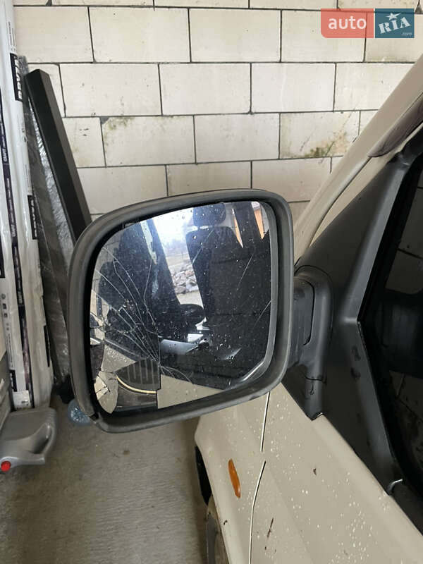 Минивэн Volkswagen Transporter 2004 в Рокитном фото 19 Минивэн Volkswagen Transporter 2004 в Рокитном