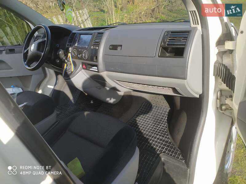 Мінівен Volkswagen Transporter 2005 в Галичі