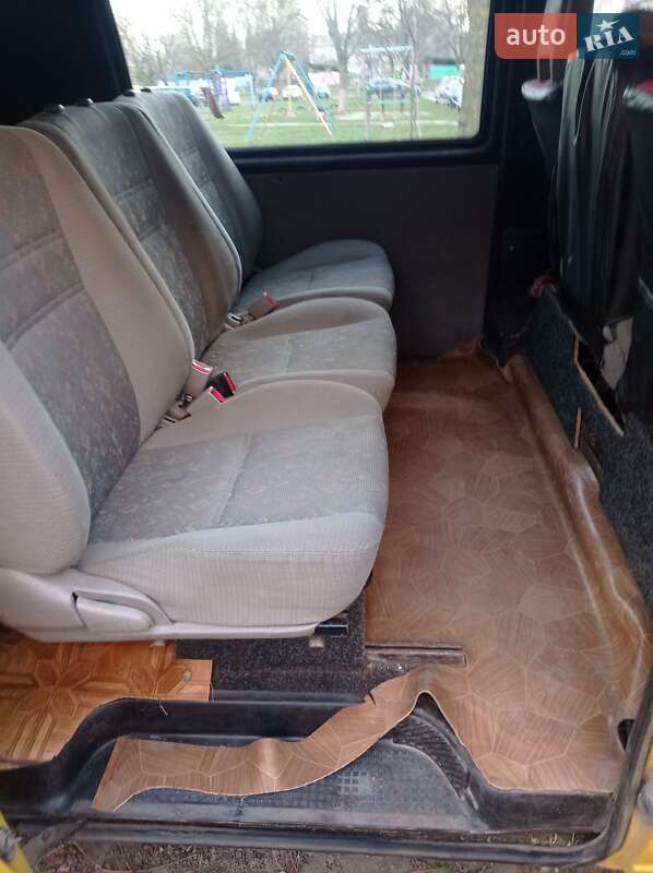 Минивэн Volkswagen Transporter 1998 в Новоднестровске