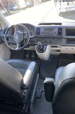 Мінівен Volkswagen Transporter 2016 в 