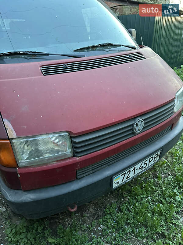 Минивэн Volkswagen Transporter 1995 в Ровно