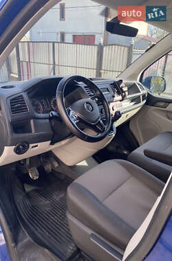 Минивэн Volkswagen Transporter 2016 в 
