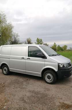 Грузовой фургон Volkswagen Transporter 2015 в Полтаве