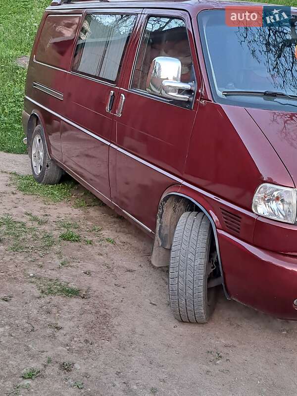 Минивэн Volkswagen Transporter 2002 в Хусте