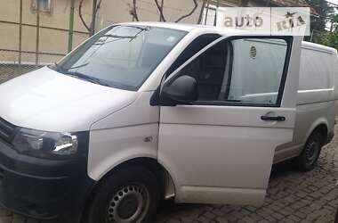 Грузовой фургон Volkswagen Transporter 2013 в Мукачево