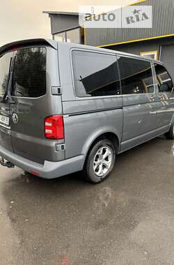 Минивэн Volkswagen Transporter 2010 в Оржице