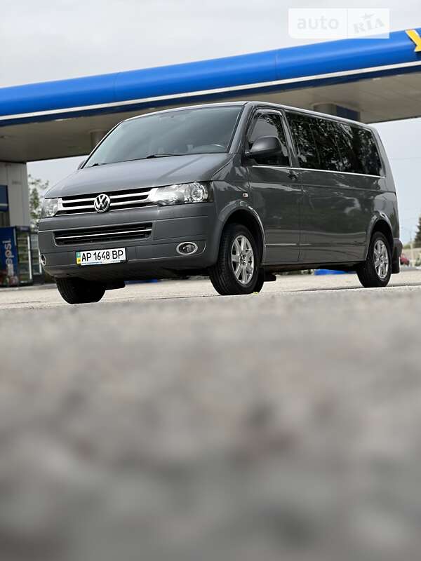 Мінівен Volkswagen Transporter 2012 в Запоріжжі