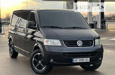 Вантажопасажирський фургон Volkswagen Transporter 2009 в Дніпрі