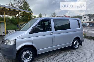 Мінівен Volkswagen Transporter 2006 в Чернівцях