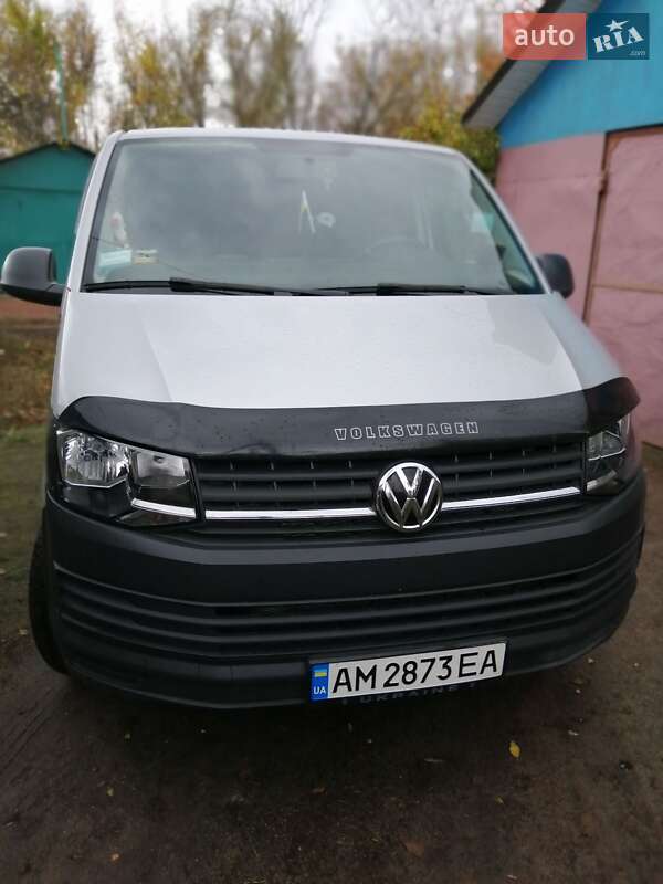 Минивэн Volkswagen Transporter 2016 в Житомире