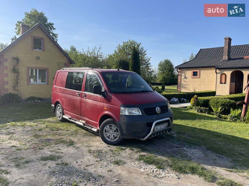 Минивэн Volkswagen Transporter 2004 в Ратным
