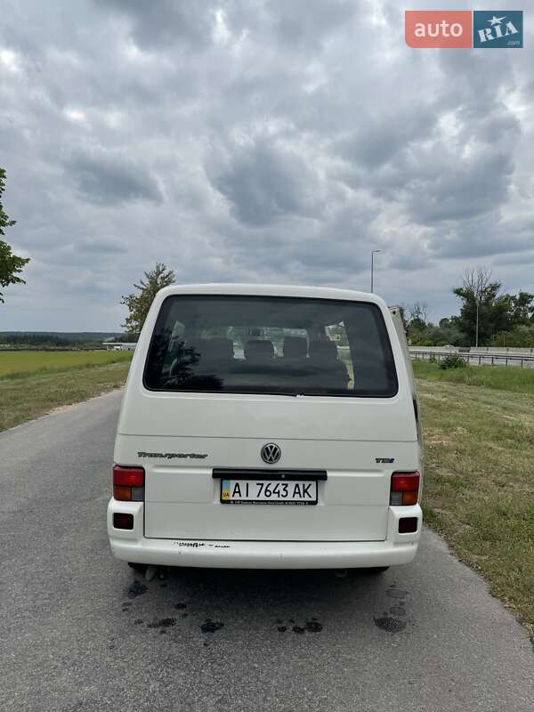 Минивэн Volkswagen Transporter 2003 в Киеве