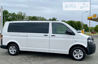 Минивэн Volkswagen Transporter 2015 в Черновцах