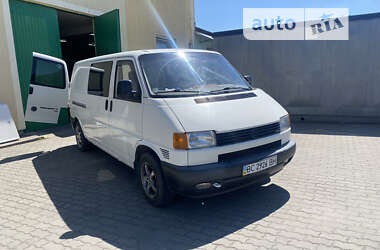 Минивэн Volkswagen Transporter 2000 в Рудки