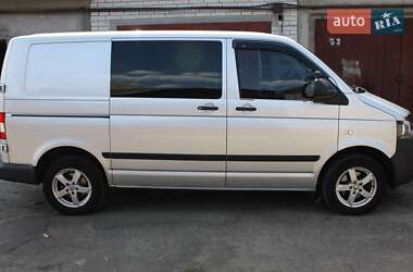 Грузовой фургон Volkswagen Transporter 2014 в 