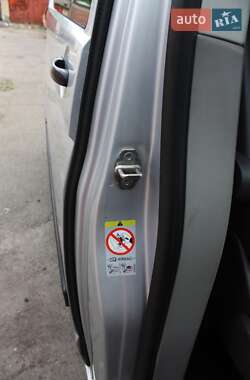 Грузовой фургон Volkswagen Transporter 2014 в Киеве