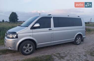 Минивэн Volkswagen Transporter 2013 в 
