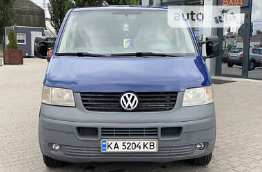 Вантажний фургон Volkswagen Transporter 2006 в Києві