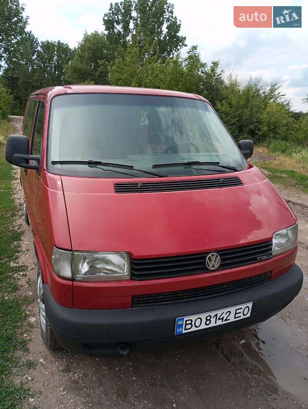 Минивэн Volkswagen Transporter 2001 в 